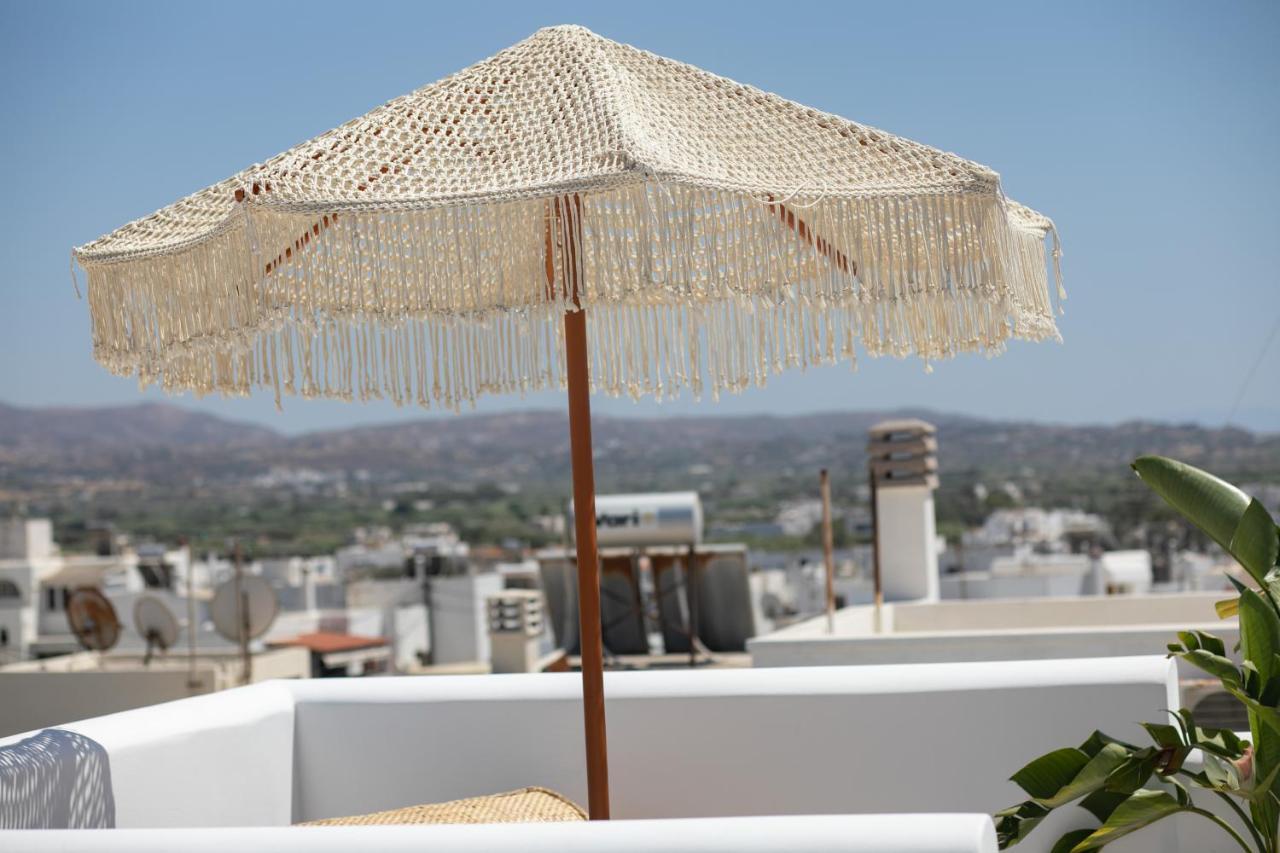 Kamvas Deluxe Naxos City